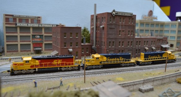 SF SD40-2 3 Bearcross 9-8-2014