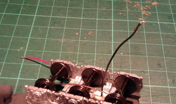 HO UP Tender Power Pickup 15