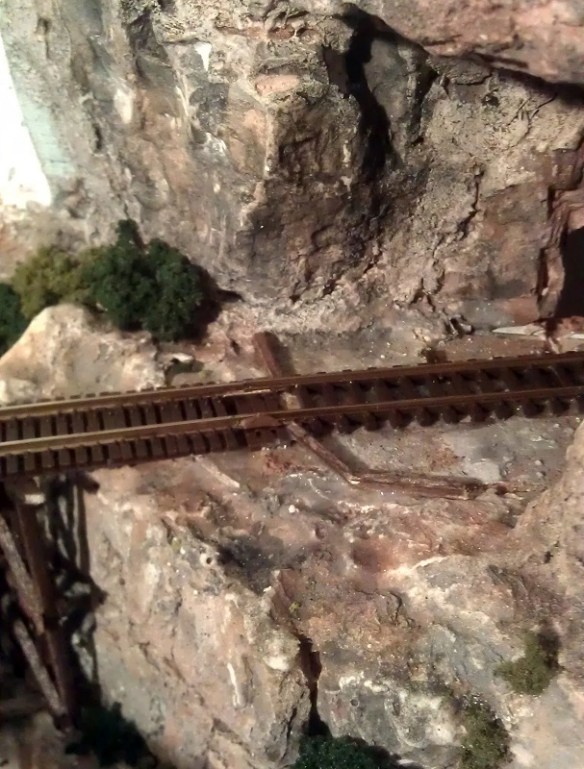 Baslisting at edges 5