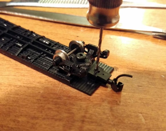 Micro-Trains Body Mount Coupler Fitting 21