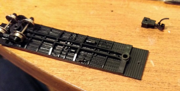 Micro-Trains Body Mount Coupler Fitting 22